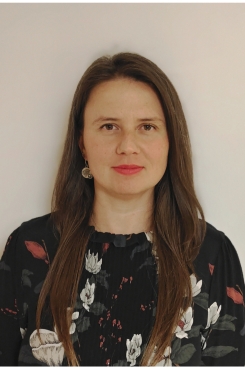 Dominika Kalabinska - polski psychoterapeuta